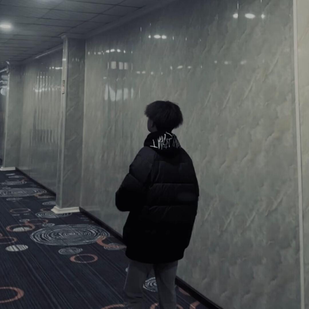 -深 情 小帥. ⚜️