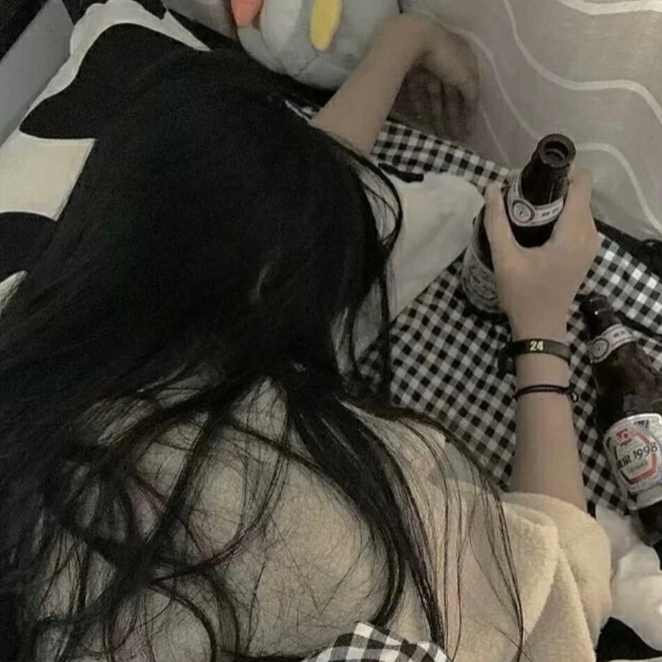 歪歪^