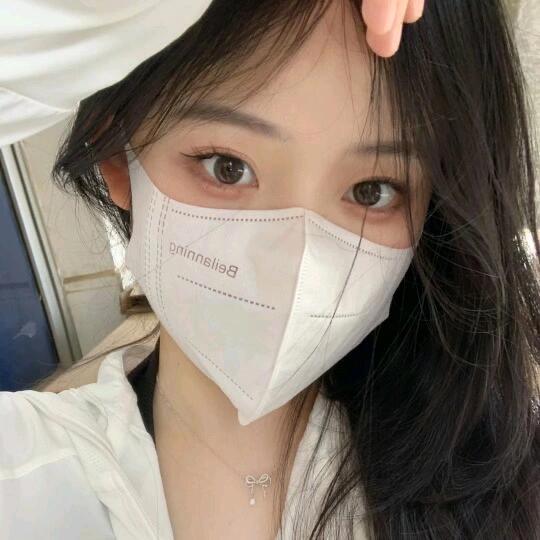 只爱吃汉堡