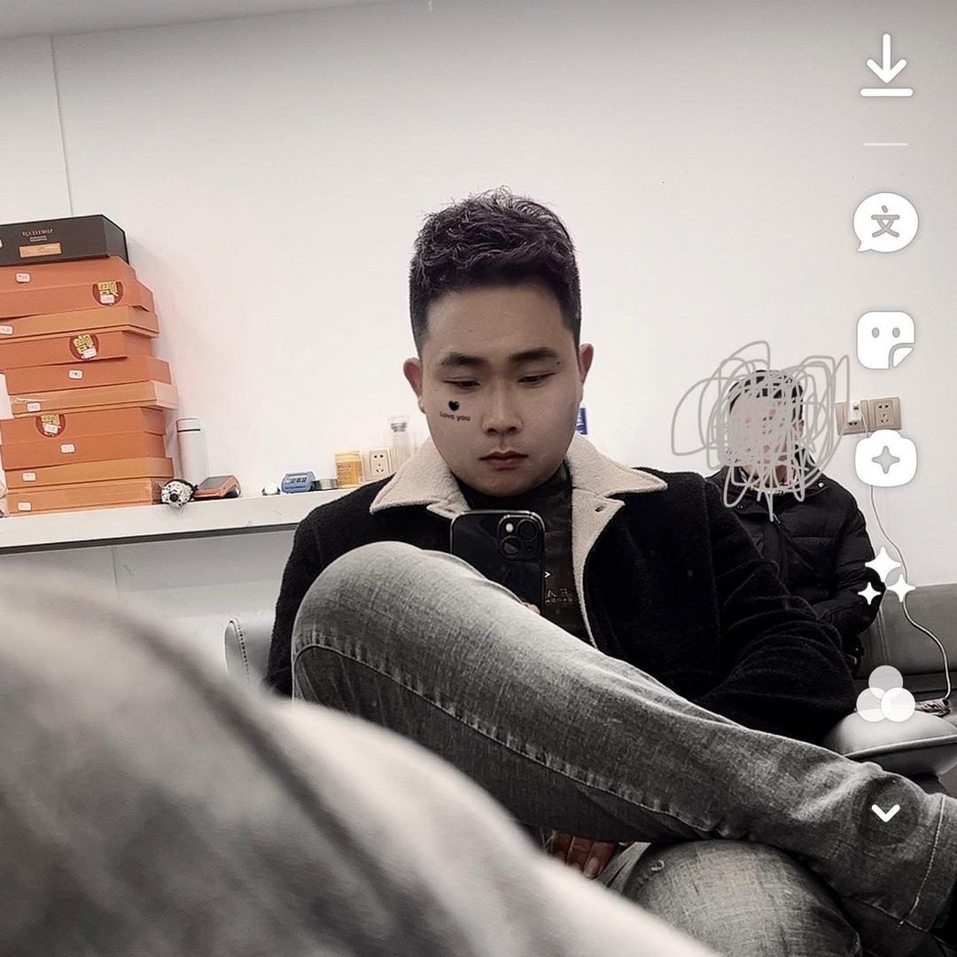 🚬ঞৣঁ᭄搞钱🍺大叔ঞৣ᭄