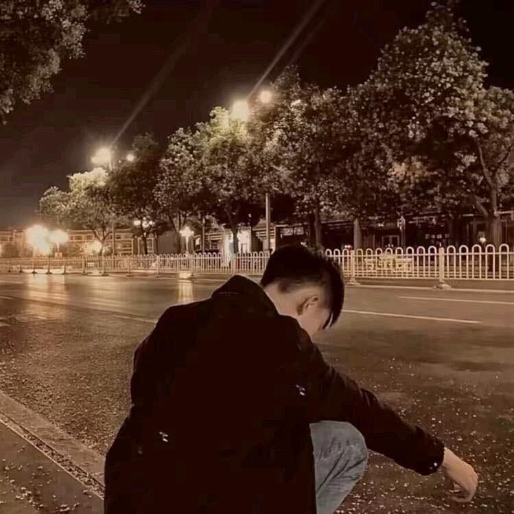 00后汽修男孩