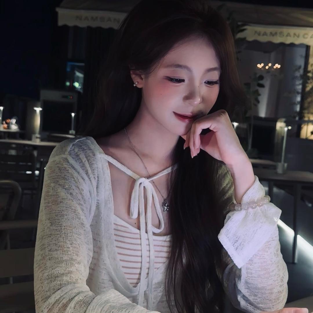 洛子.
