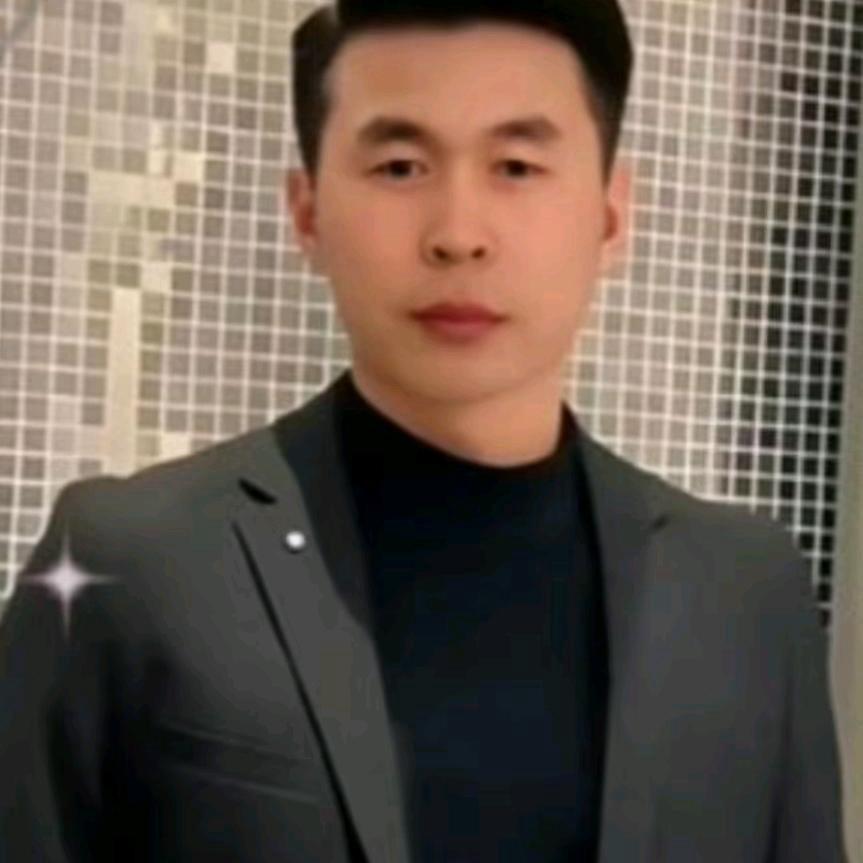 最 熟 悉 的 陌生人