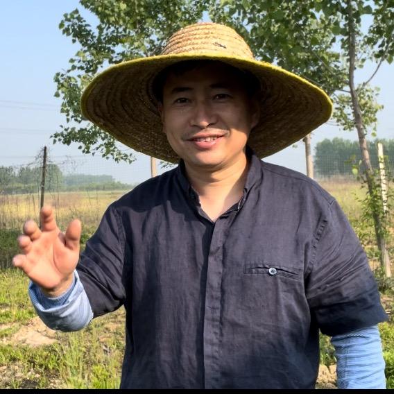 春宝养殖家庭农场