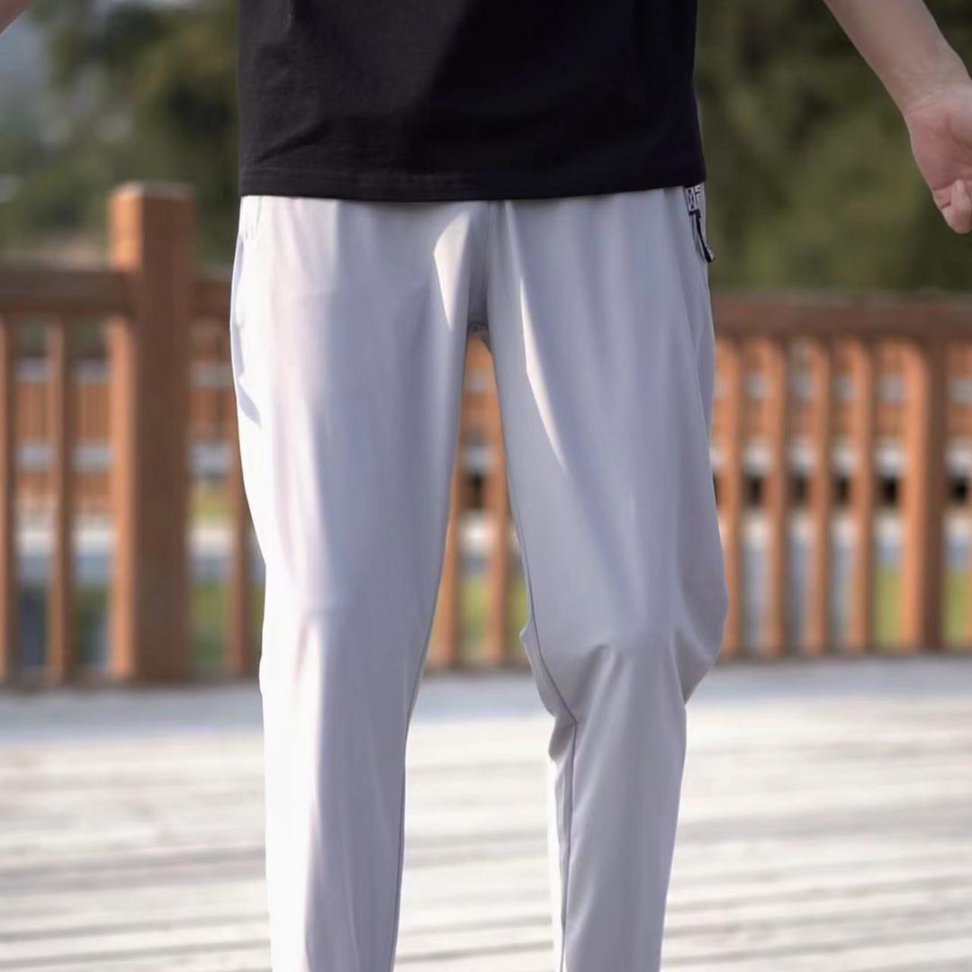 驰都鸟服饰工厂店