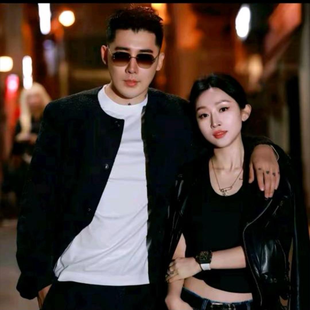 杨圣坤-精选穿搭