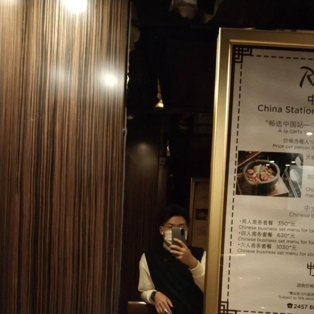 李佳明_