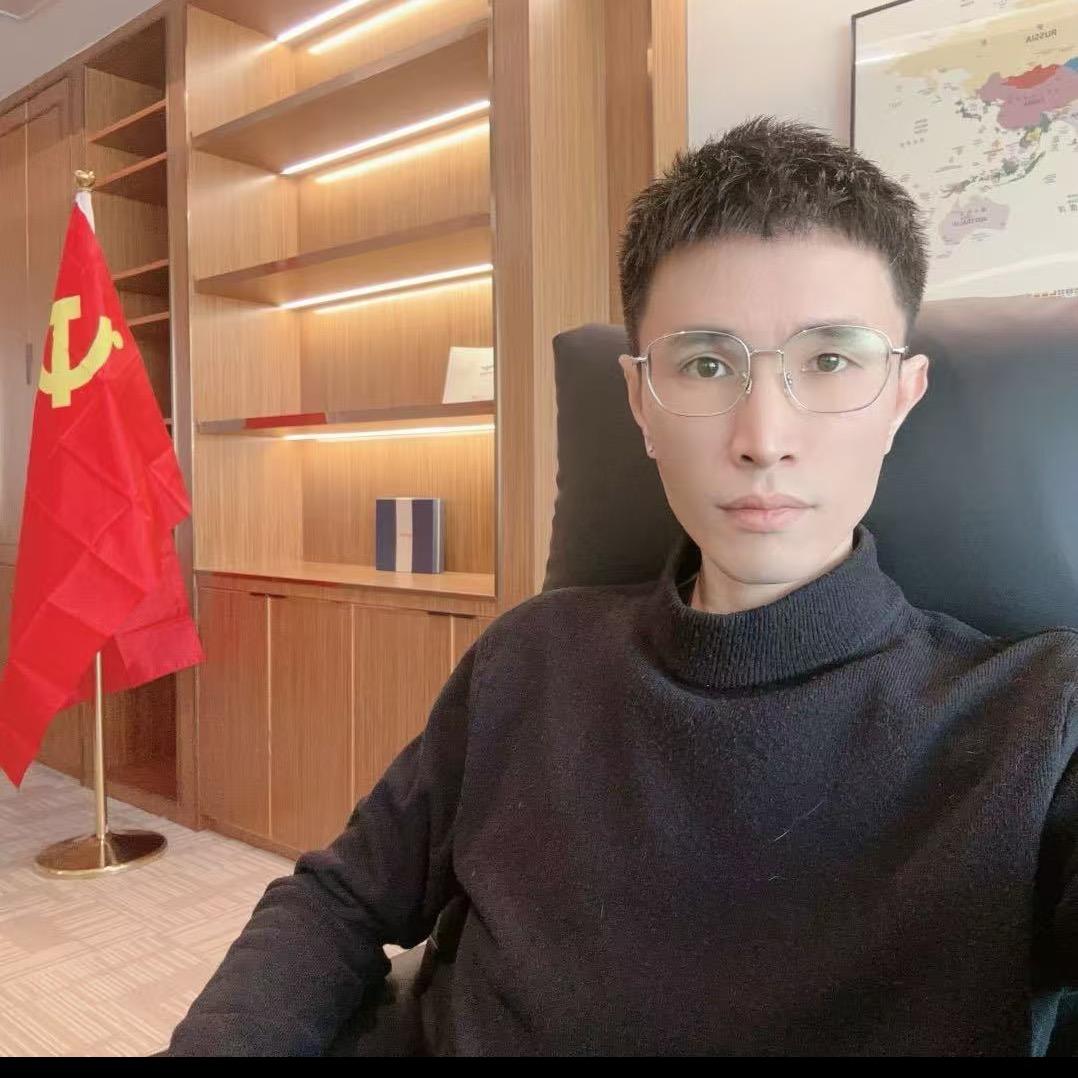 潮玩Rocky