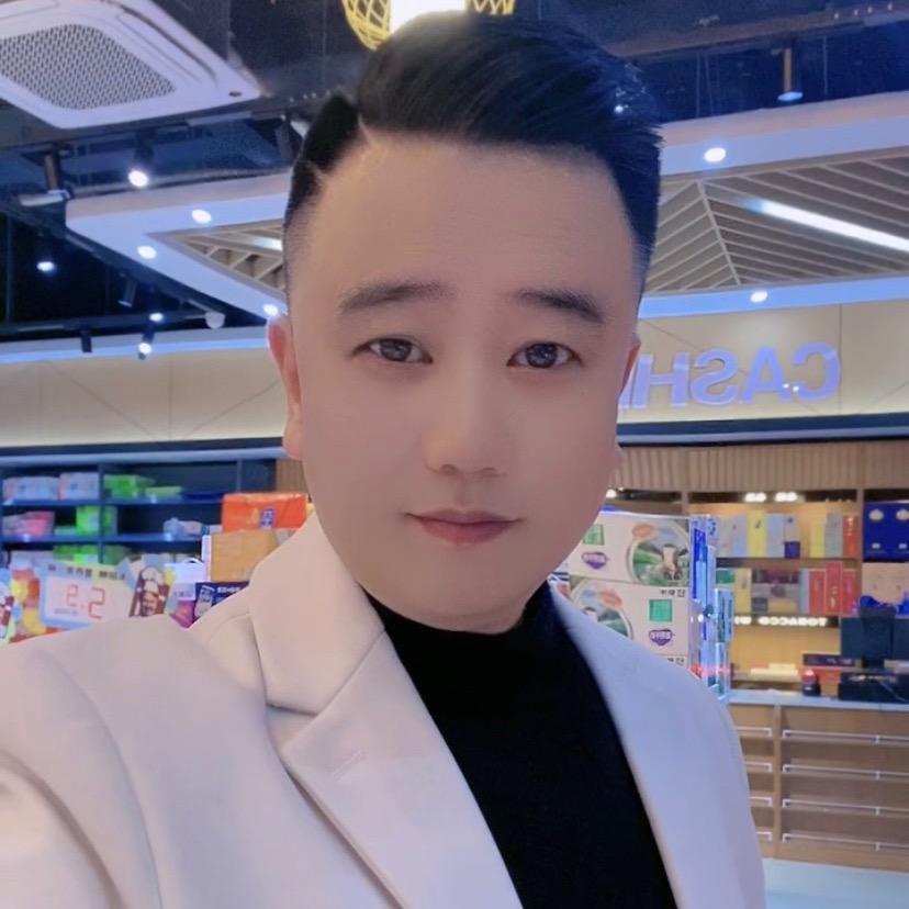 八零后（单身交友厅🤴王子）