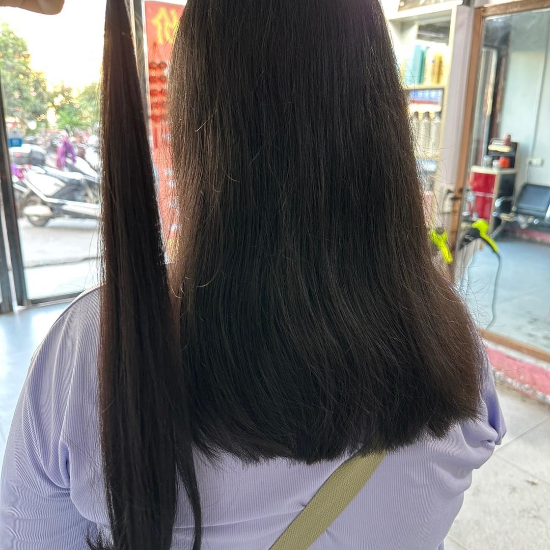 表现发制品 （官寺小云美发高价收长头发）