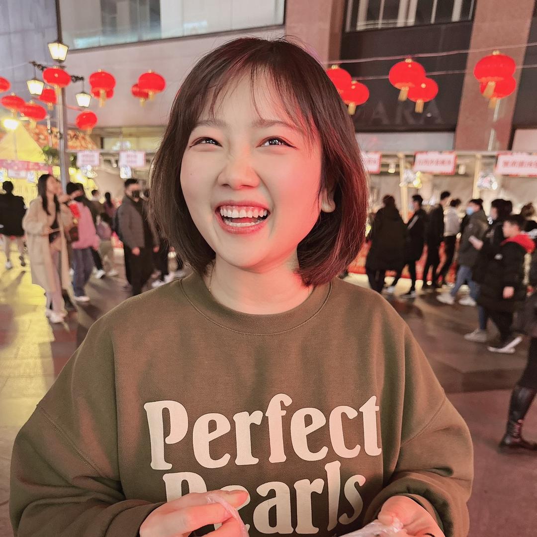 小玉超爱吃