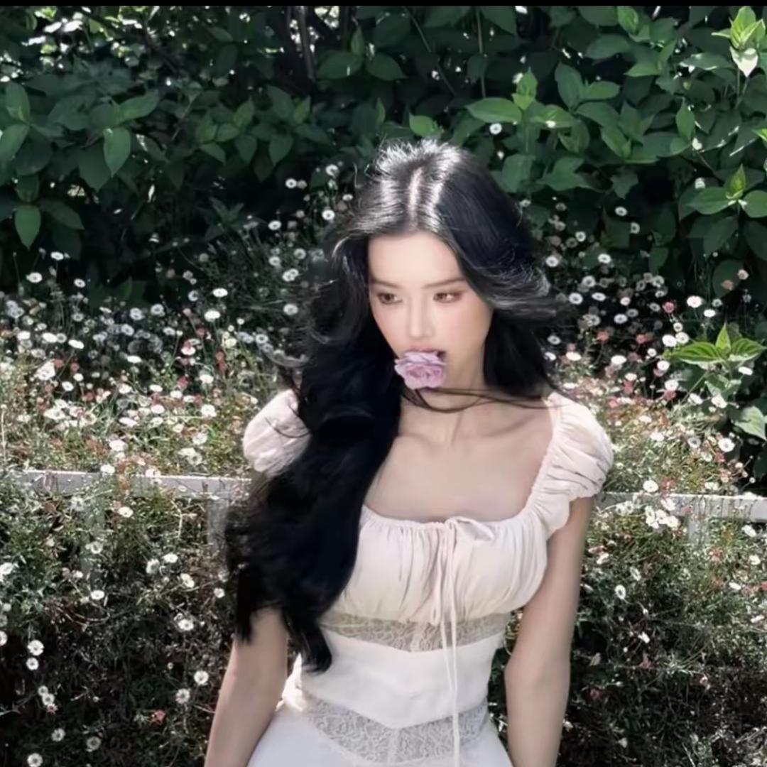 月影成双桌游馆