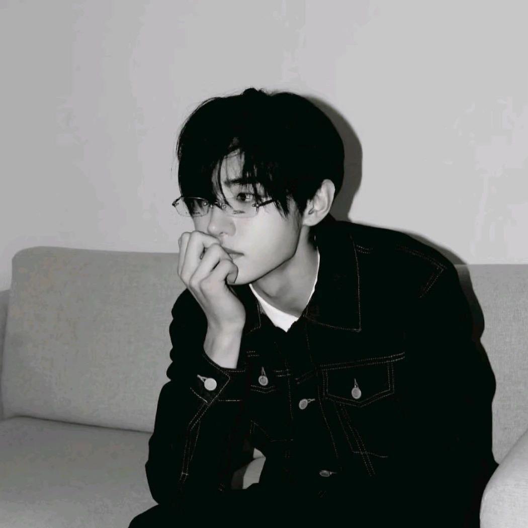 qiE