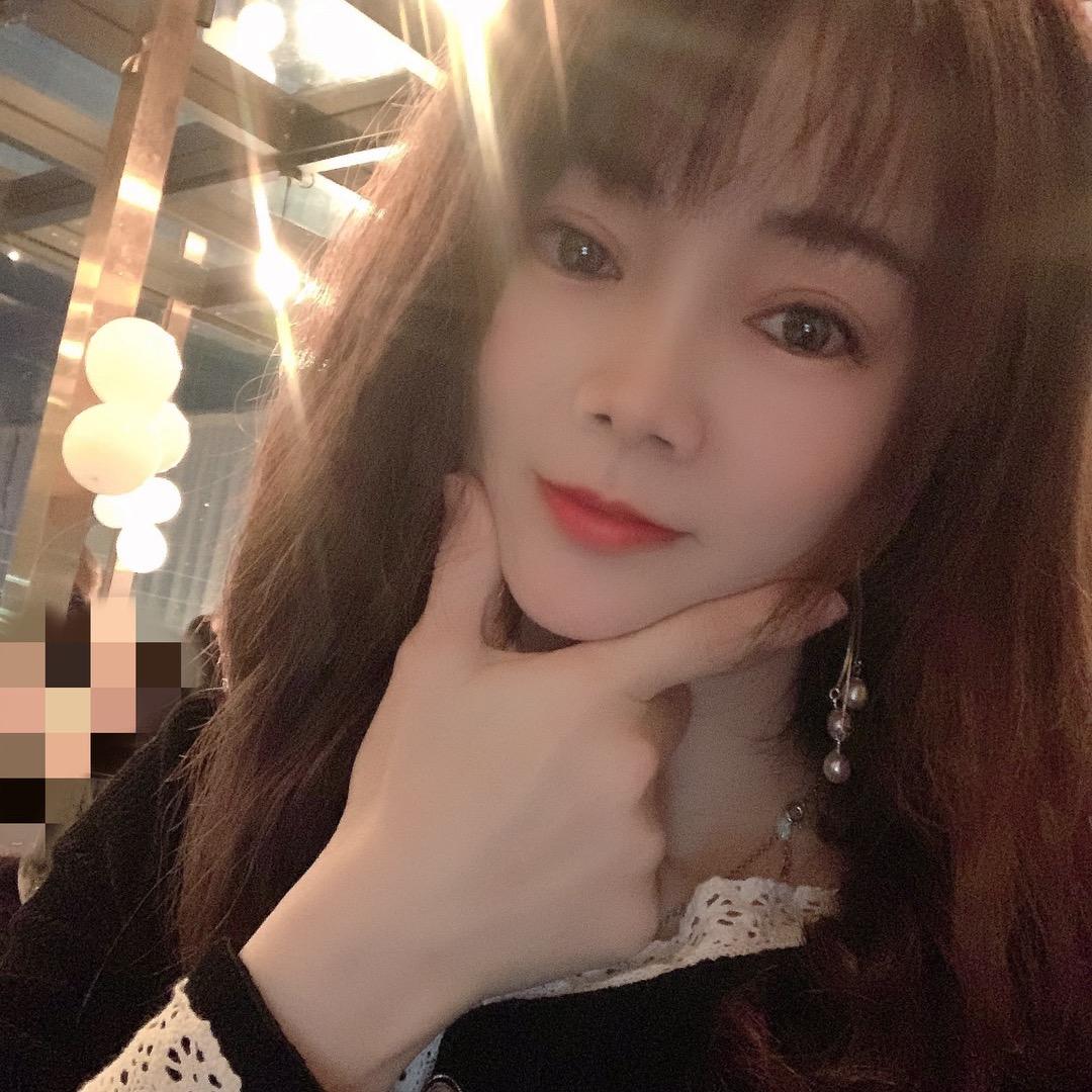 莉莉吖💋