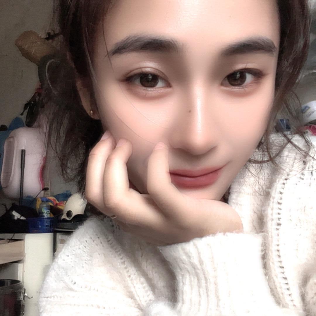 黑瘦小的丛丛