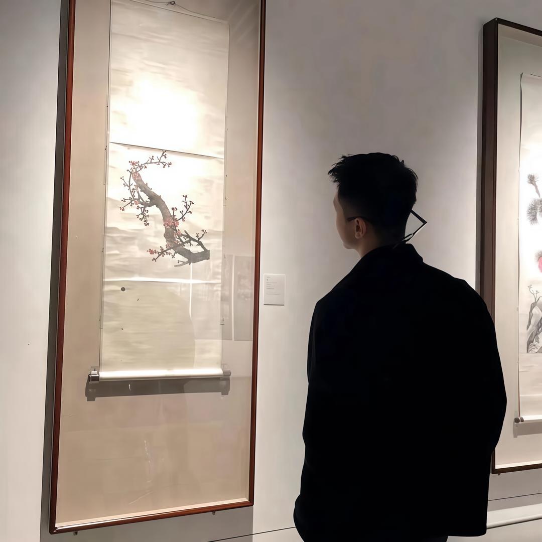 李遇.