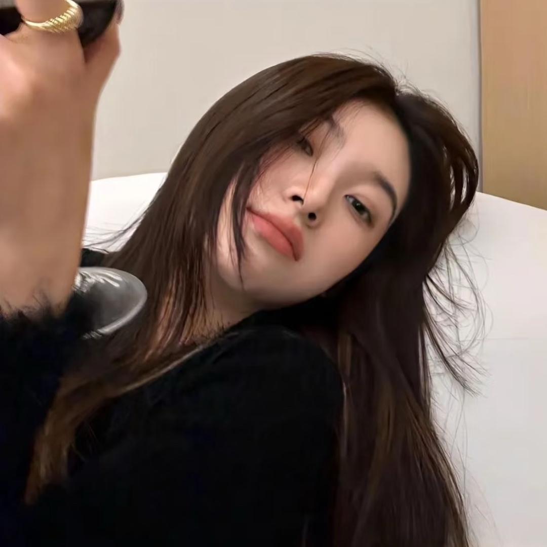小u郁.