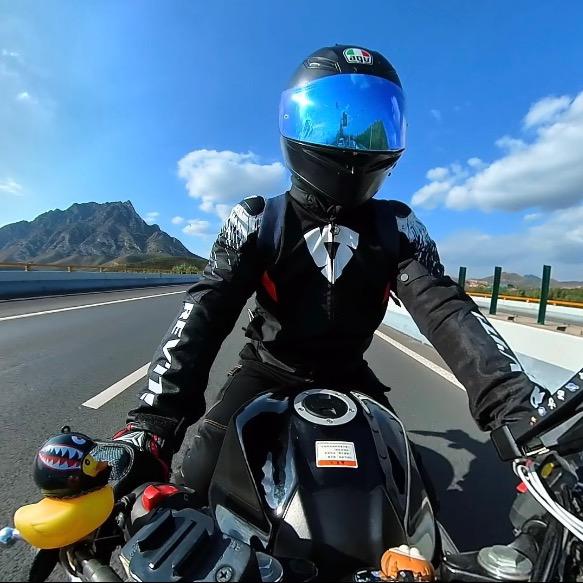 小火锅咕嘟嘟🏍️