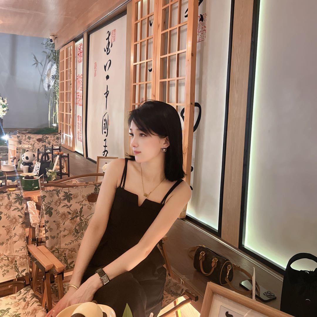 彩丽精品女装2店