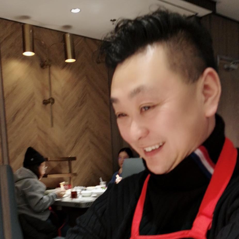 飞哥.