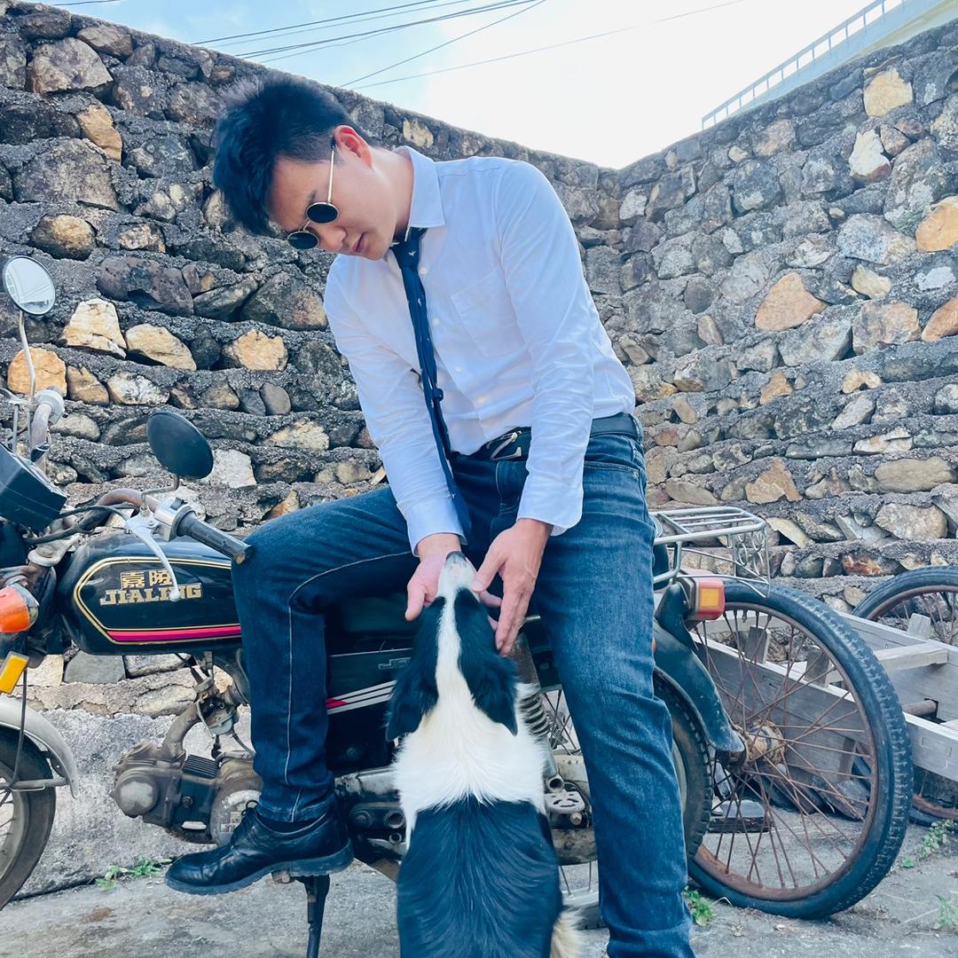 魅力哥