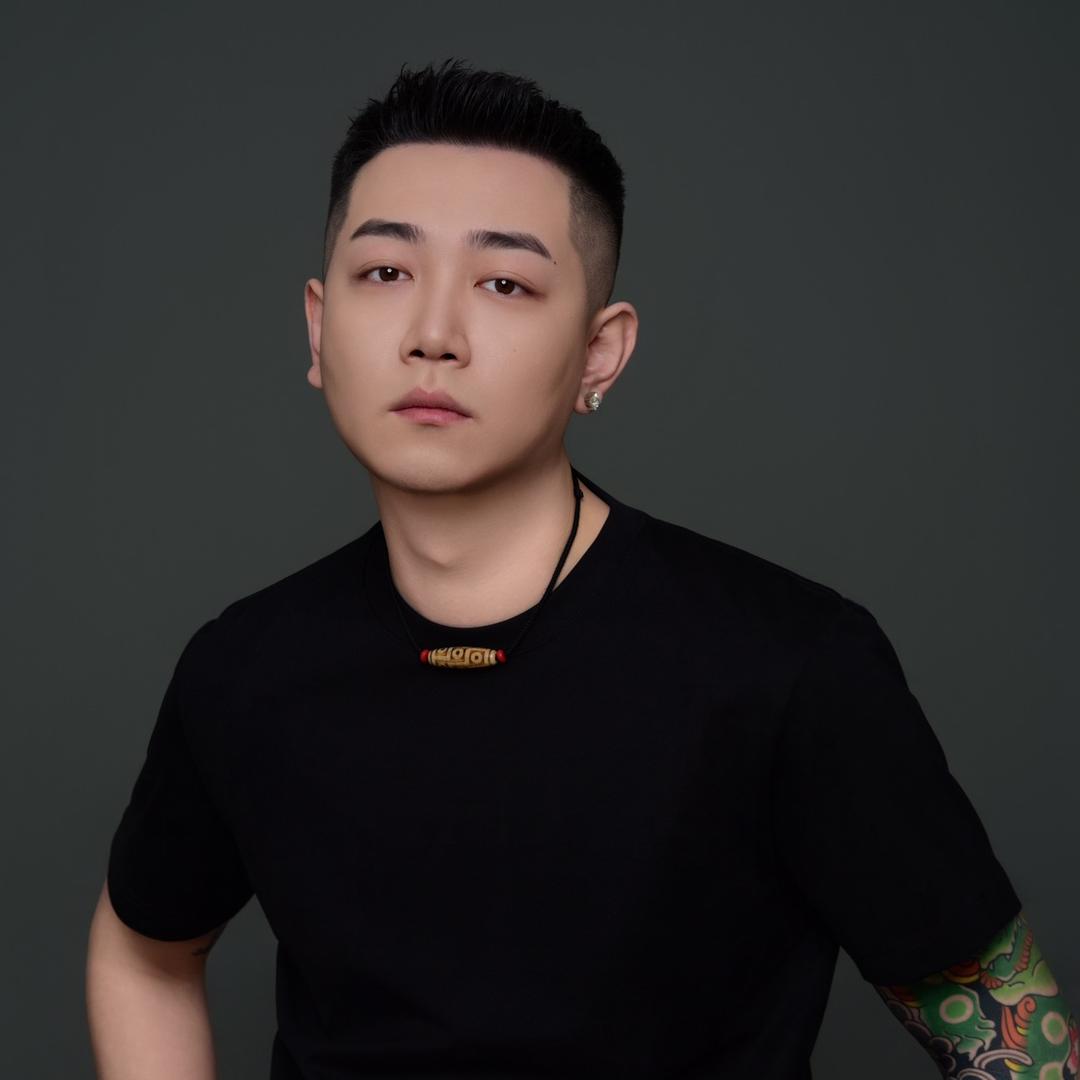 吕鑫