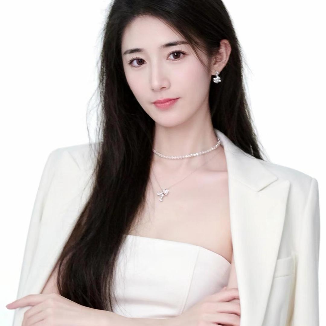 晓曼（大型商超、娱乐场所整体装饰）