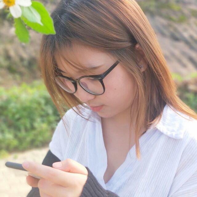 饭不够再丞点（