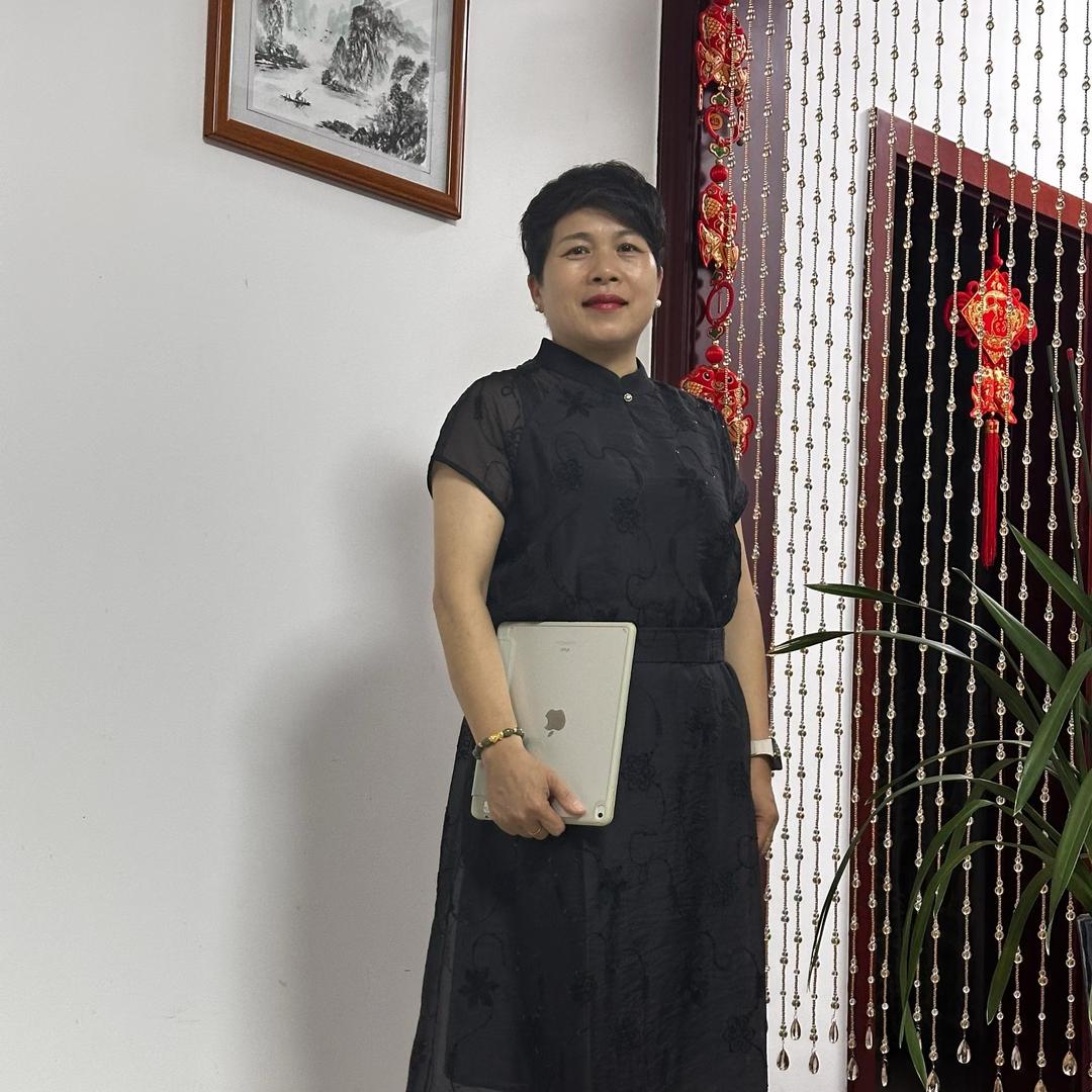 南宁欧派大家居黄兰舒