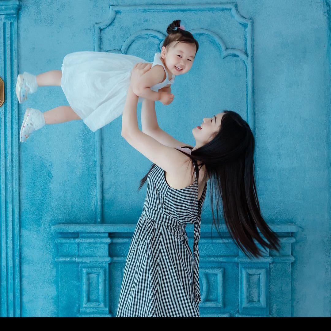 张小主