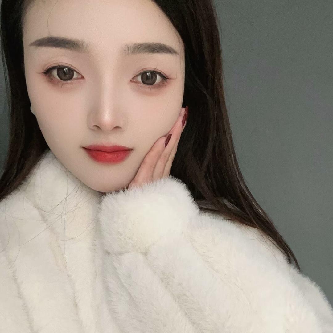银基薇儿女装