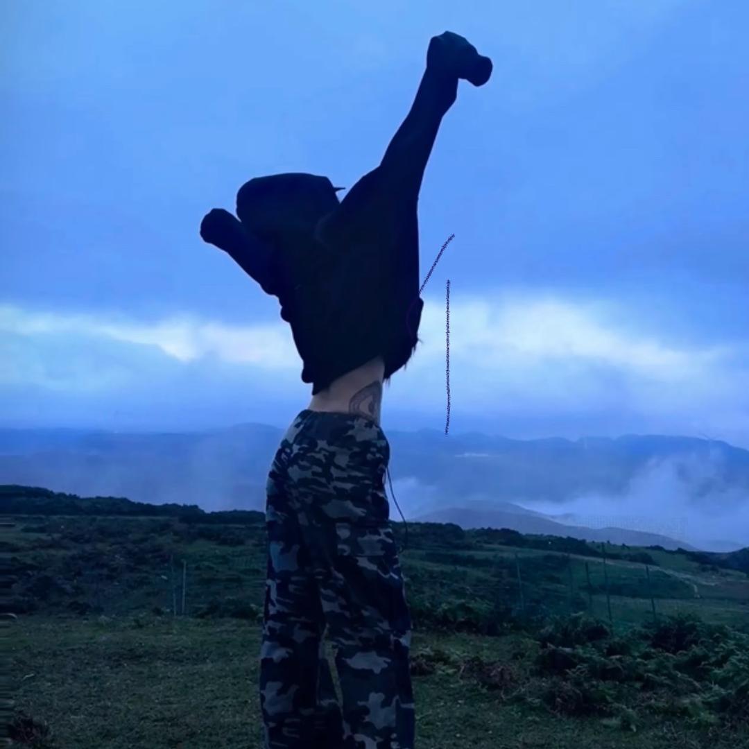 小u.