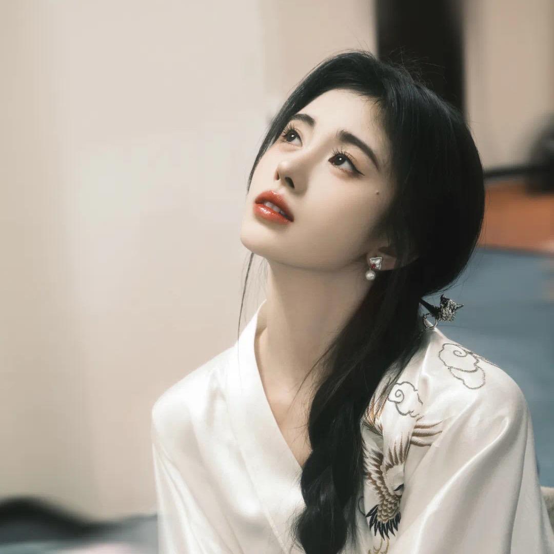 月月香溢小铺