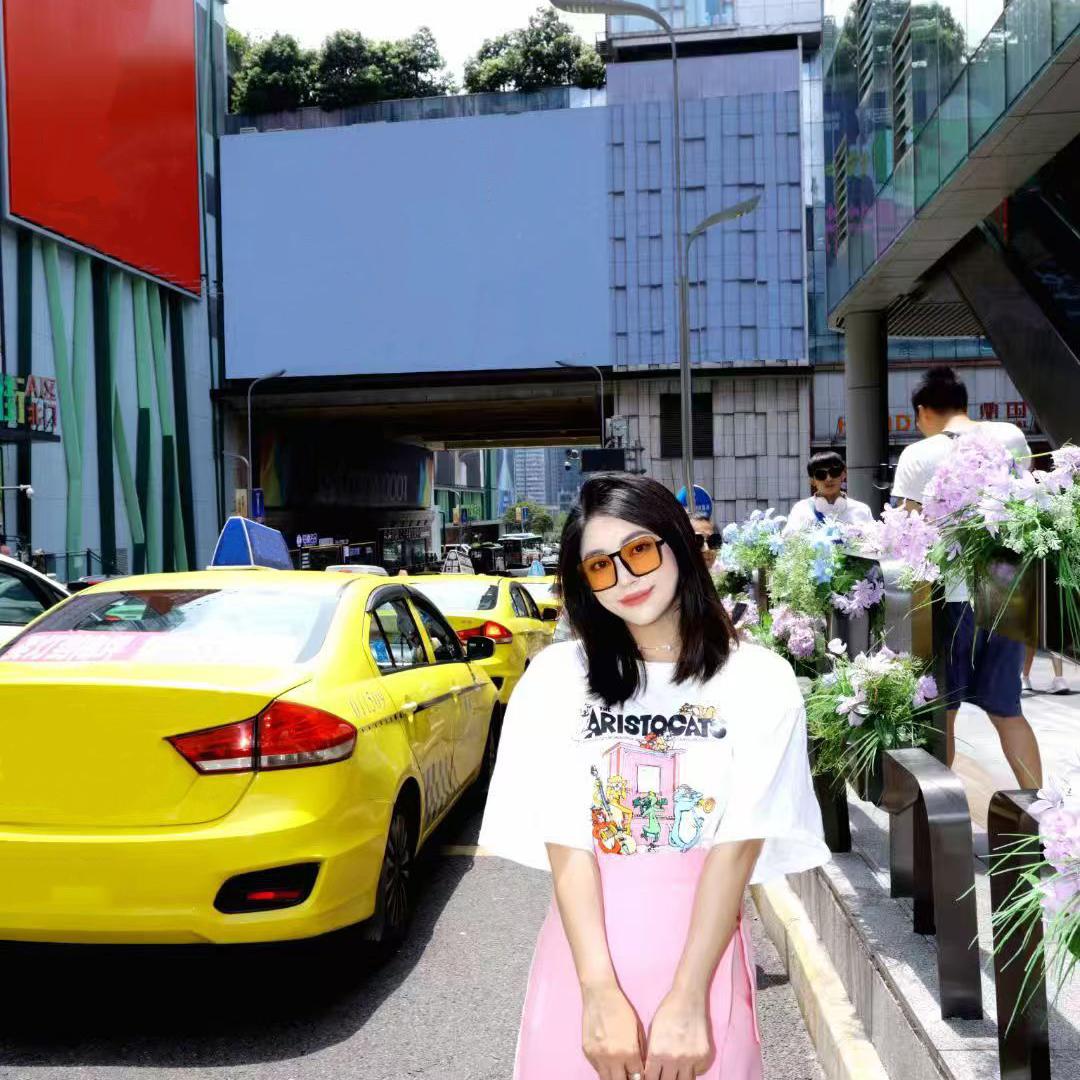 荷花池周小米女装批发