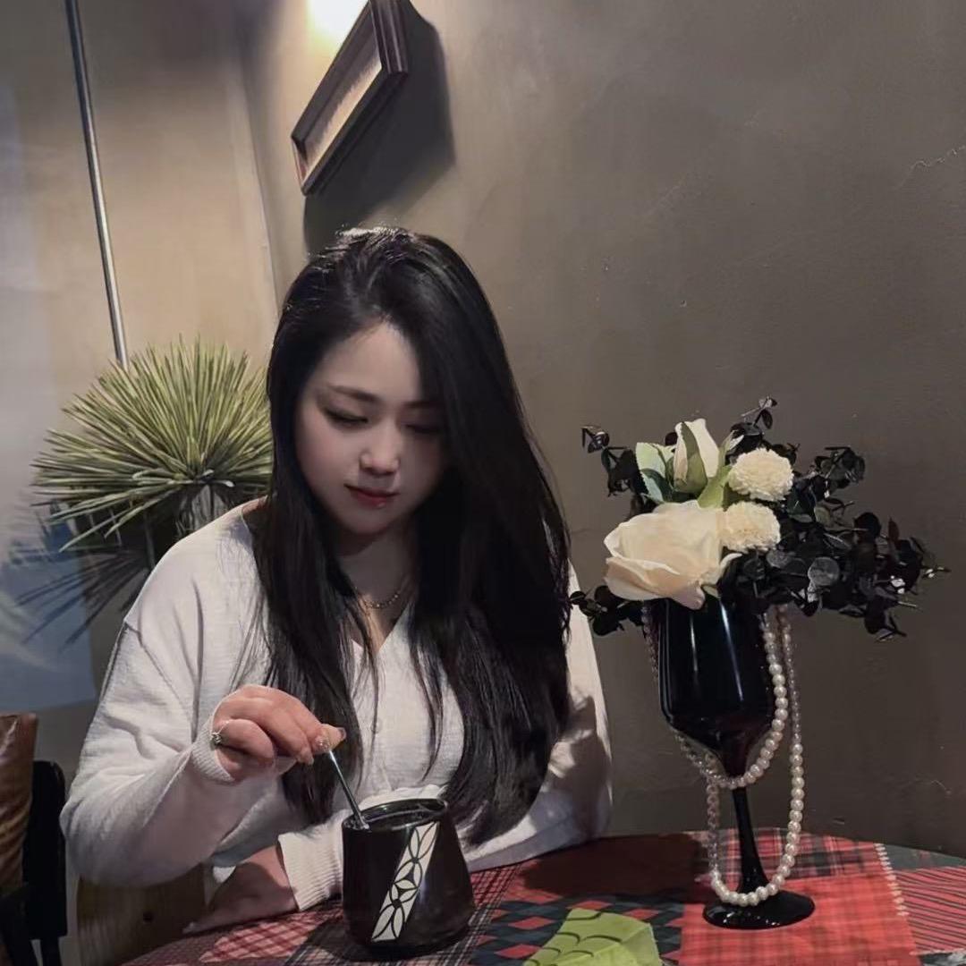 ¸Elara ✿