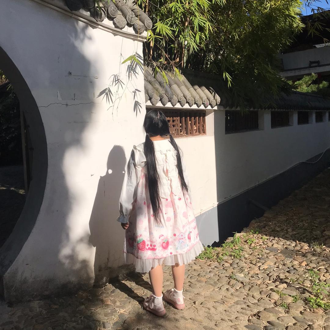 君妄头像