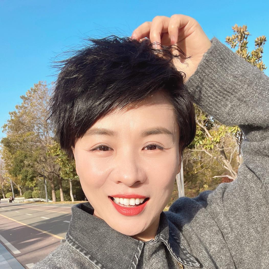 歌姐超努力