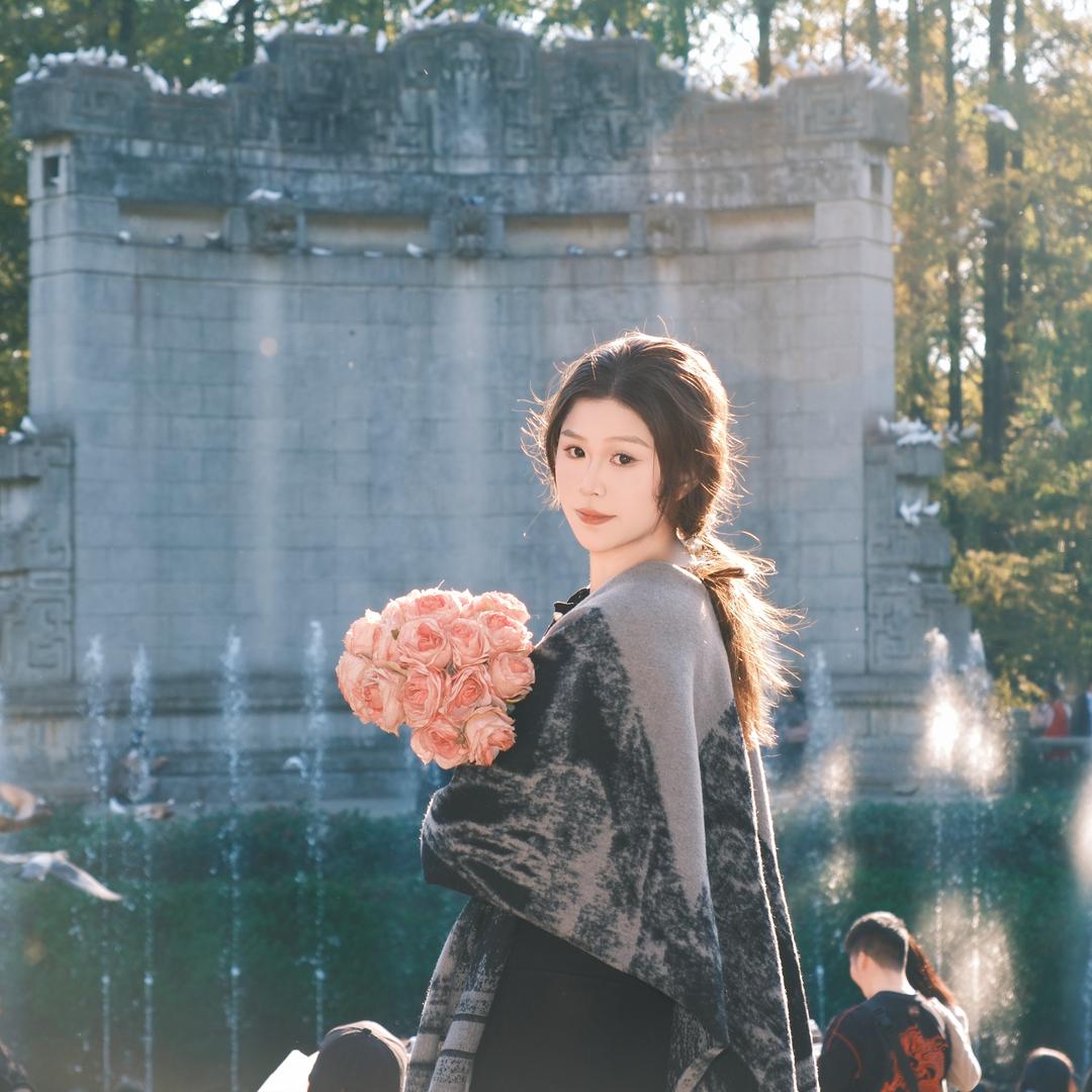 21岁纯情喂猪少女