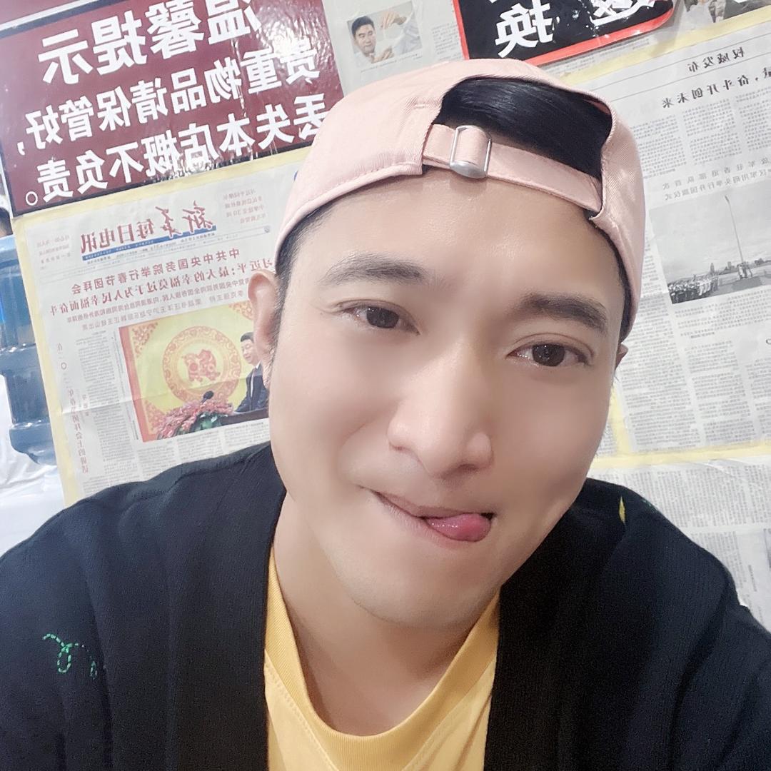 小鱼儿爱兰花