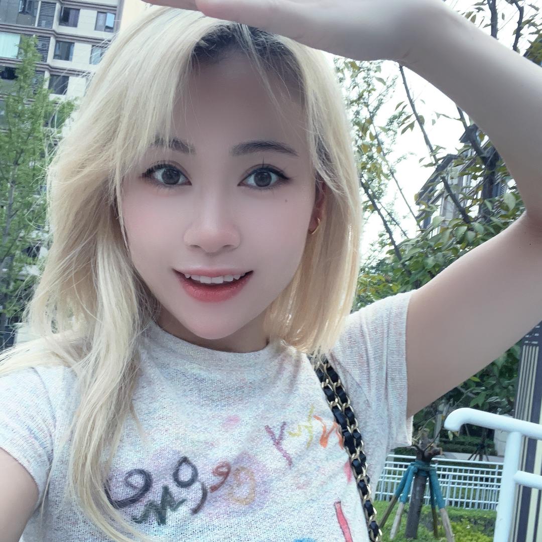 彭月