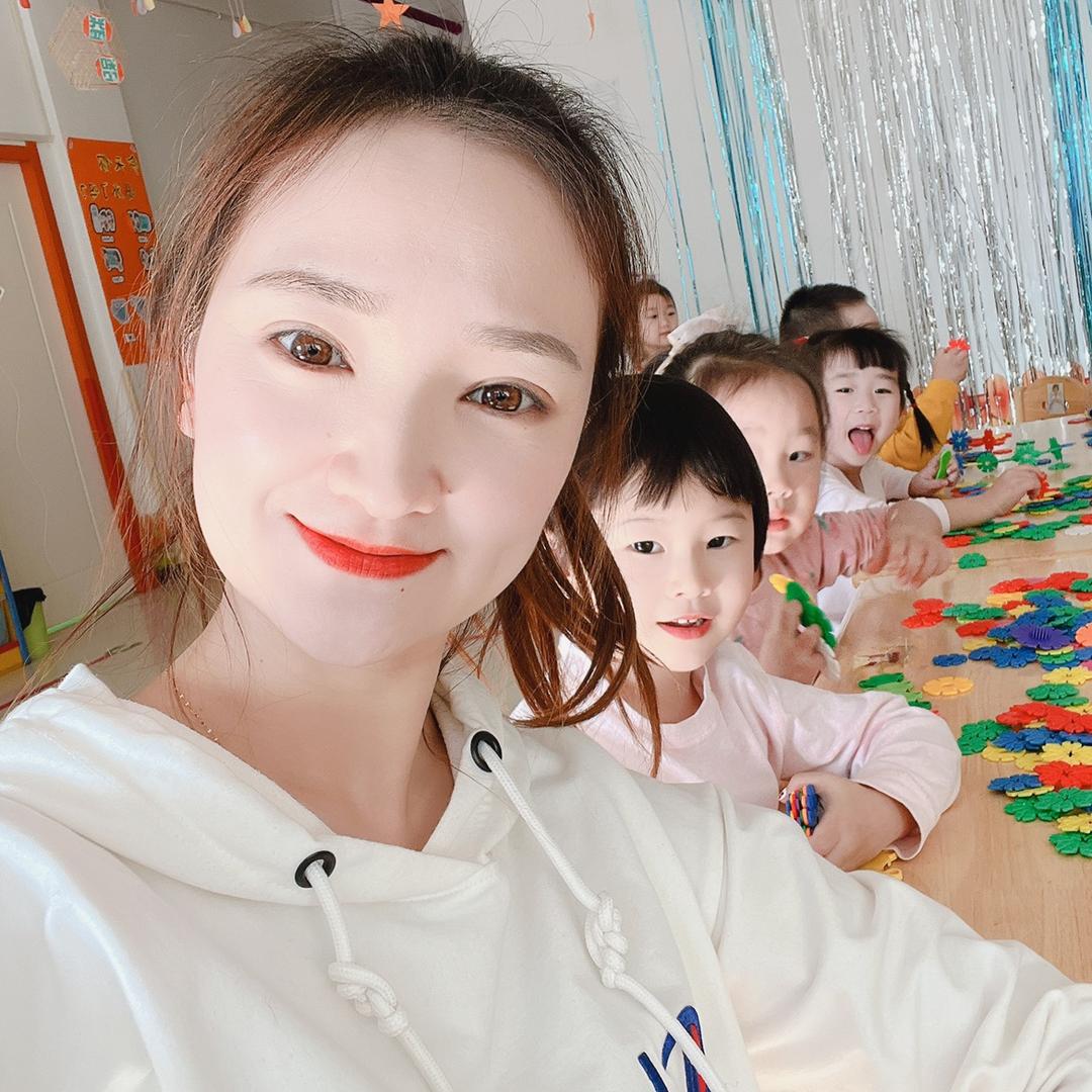 幼师王影