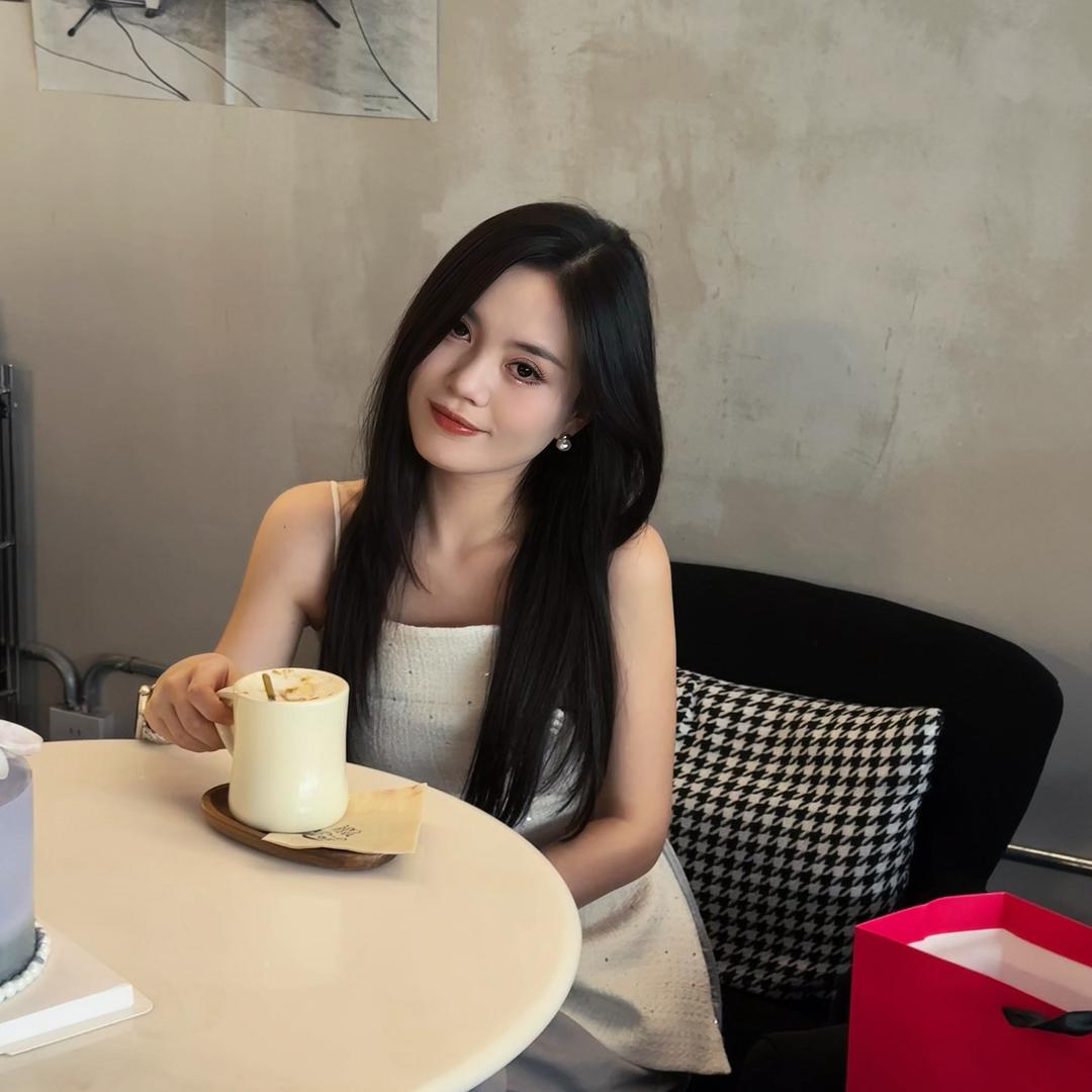 往里INSIDE