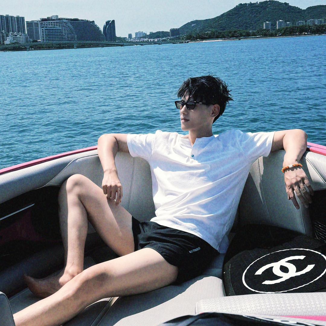 杨晨stray