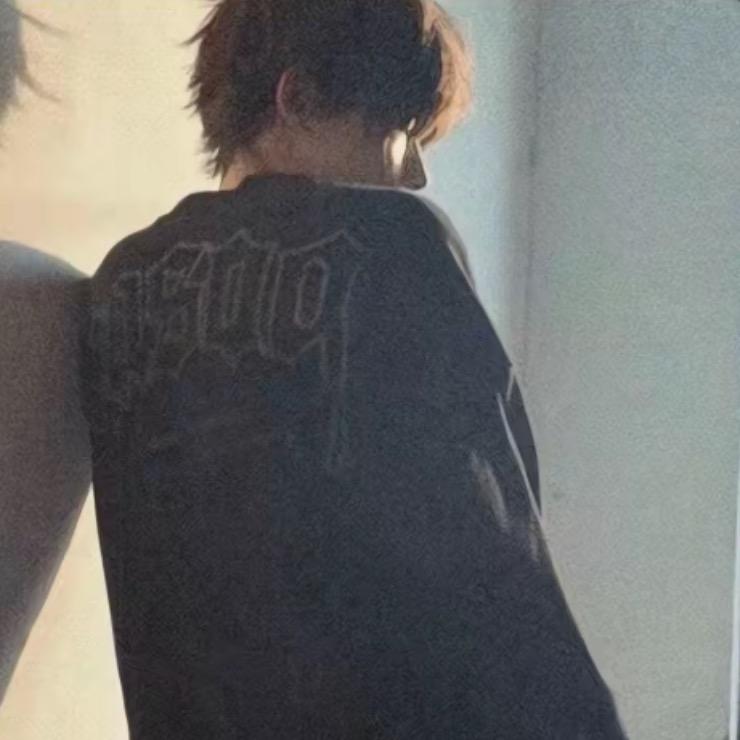 如果那两个字没有颤抖