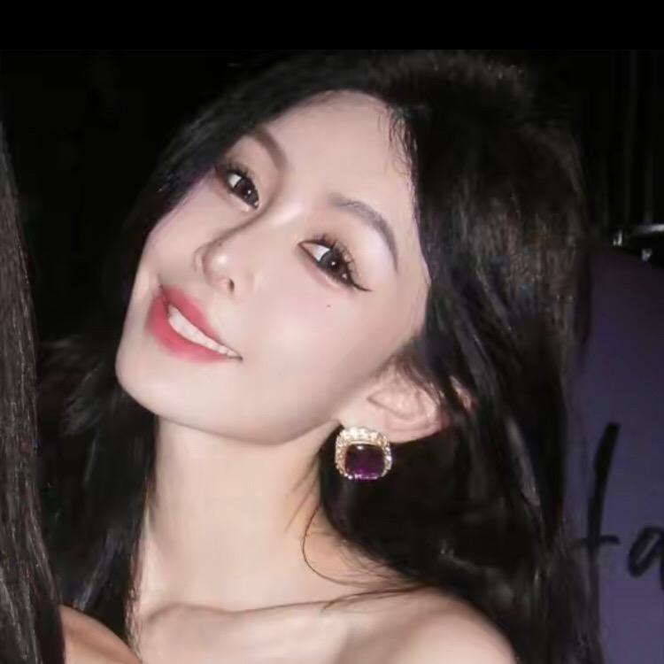 余潇潇💋穿搭分享