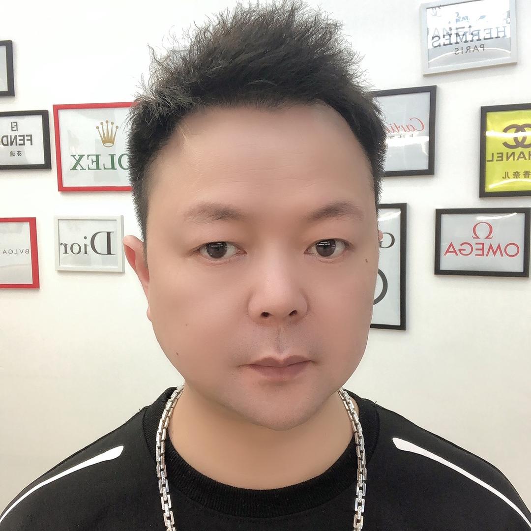 恩施融亿典奢品汇