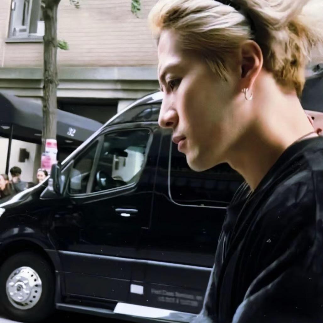 抑郁总裁爱上离婚带娃绝经的我