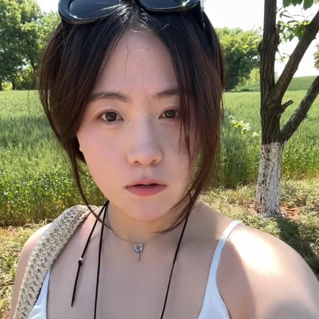 137斤的胖欣