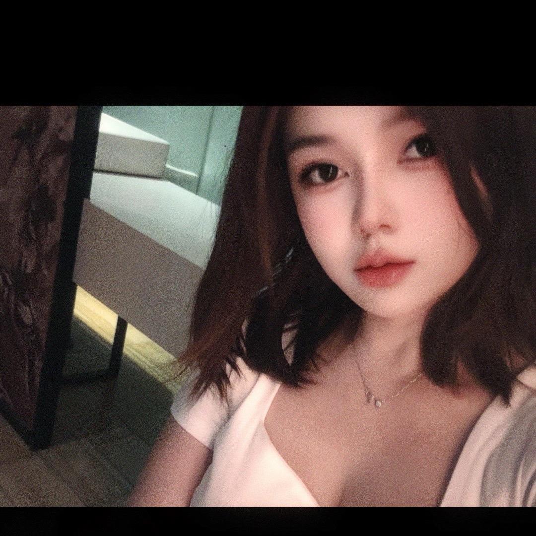 ༺@香᭨ᮩ如愿💕ꦿ᭄