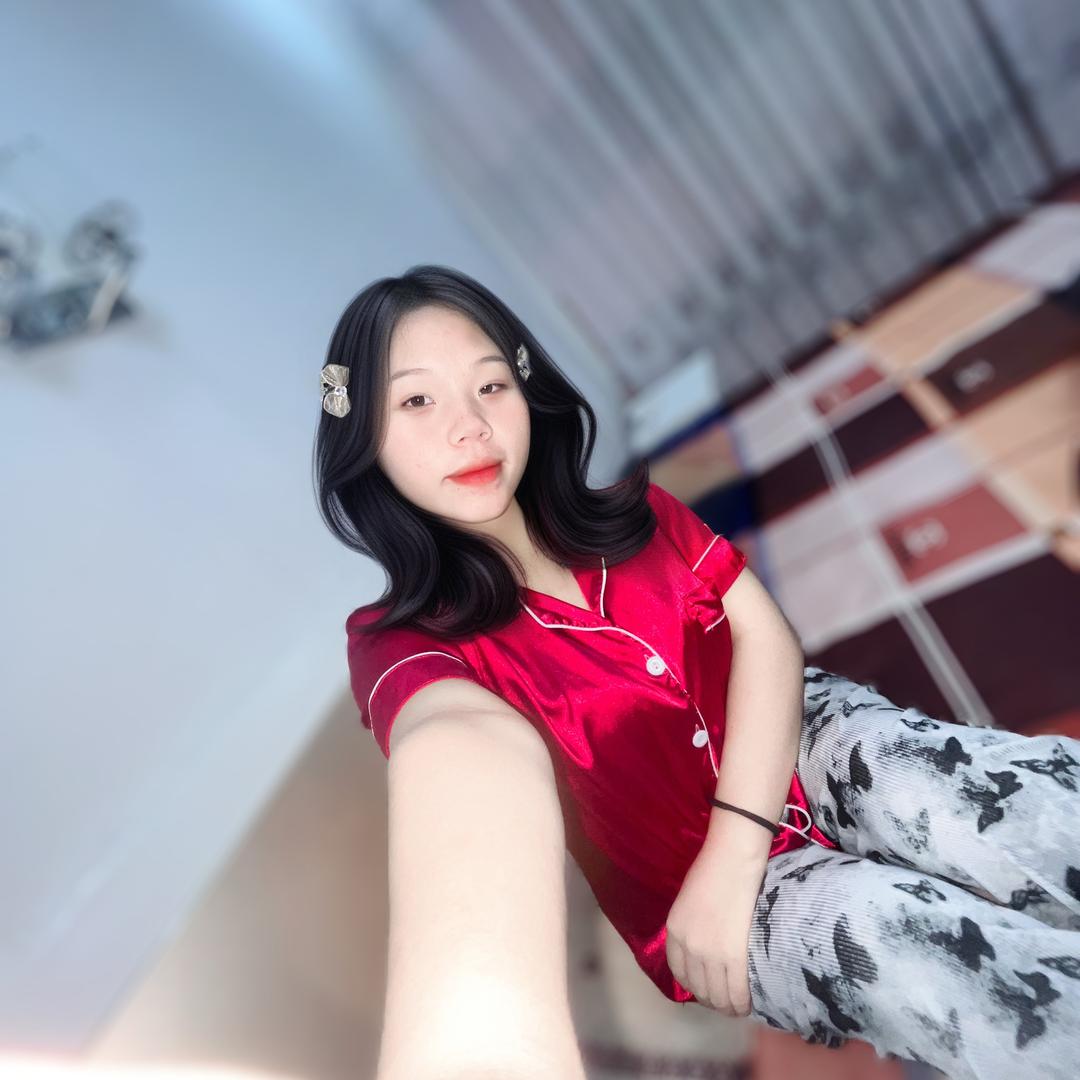 ສາວເຢີ🍓ຫັຼກຊາວ💞丽丽